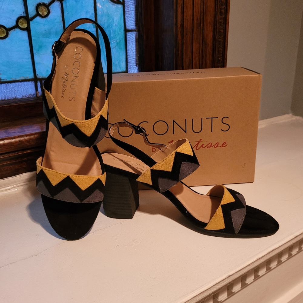 Coconuts by Matisse Colorblock Sandal